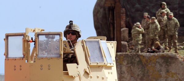 Foto de arquivo. Fuzileiros navais norte-americanos participam nos exercícios militares - Sputnik Brasil