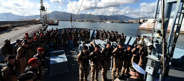 As Forças Marítimas dos países da UE no início da segunda fase da operação naval da UE contra os traficantes de pessoas no Mediterrâneo pretendem operar nas águas territoriais da Líbia - Sputnik Brasil