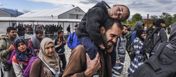 Migrantes e refugiados - Sputnik Brasil