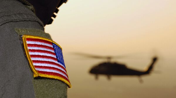 Close-up of a US Flag patch as a US Army (USA) UH-60A Black Hawk (Blackhawk) helicopter - Sputnik Brasil