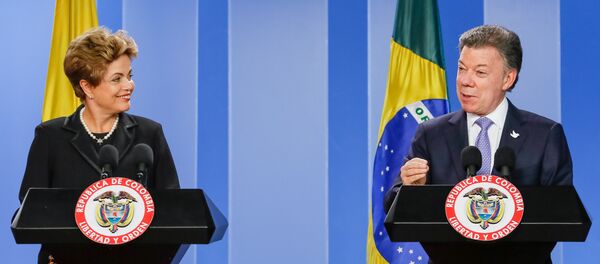 Presidenta Dilma Rousseff e o presidente da Colômbia Juan Manuel Santos fazem declaração à imprensa após encontro - Sputnik Brasil