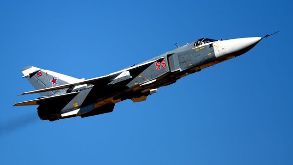 Caça bombardeiro tático russo Su-24 - Sputnik Brasil
