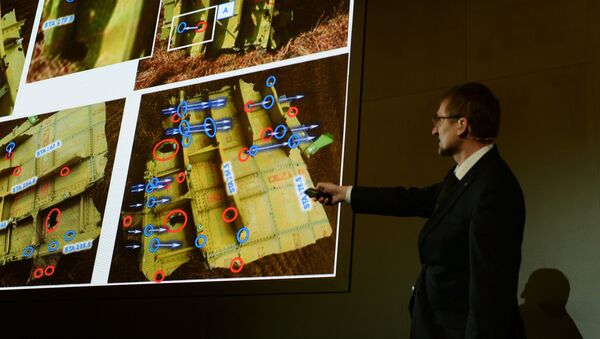 Fabricante de armas russa apresenta sua visão da queda do avião na Ucrânia - Sputnik Brasil