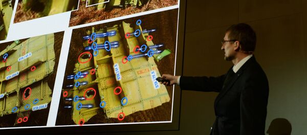 Fabricante de armas russa apresenta sua visão da queda do avião na Ucrânia - Sputnik Brasil