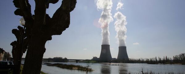 Usina nuclear de Belleville-sur-Loire, na França - Sputnik Brasil