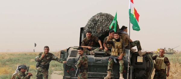 Militares curdos - Sputnik Brasil