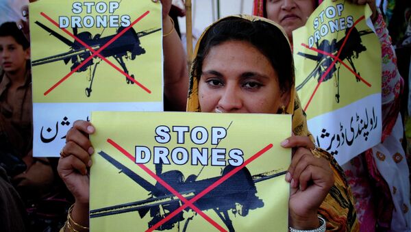 Pakistani women rally against the US drone strikes in tribal areas. - Sputnik Brasil