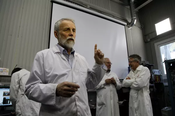 Chefe adjunto do Laboratório da Física Nuclear Experimental do MEPHI Aleksandr Bolozdynya Chefe adjunto do Laboratório da Física Nuclear Experimental do MEPHI Aleksandr Bolozdynya - Sputnik Brasil
