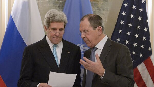 Secretário de Estado dos EUA John Kerry e ministro das Relações Exteriores da Rússia Sergei Lavrov - Sputnik Brasil