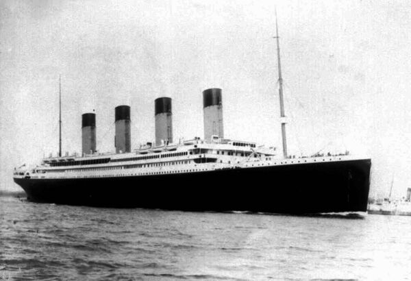 Iceberg não foi o único culpado pelo afundamento do Titanic, diz estudo Iceberg não foi o único culpado pelo afundamento do Titanic, diz estudo - Sputnik Brasil