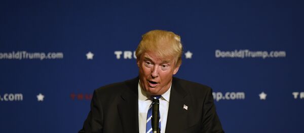 Republican presidential candidate Donald Trump speaks at an event. - Sputnik Brasil