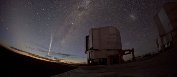 Cometa Lovejoy na foto tirada em 22 de decembro, 2011 no Chile - Sputnik Brasil