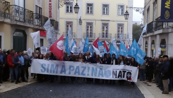 Manifestação contra a OTAN em Lisboa - Sputnik Brasil