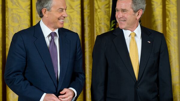 Ex-premiê britânico Tony Blair e ex-presidente norte-americano George W. Bush - Sputnik Brasil