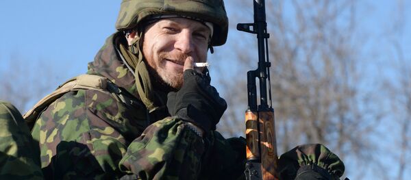 Soldado em Debaltsevo - Sputnik Brasil