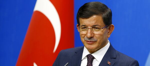 Primeiro-ministro da Turquia, Ahmet Davutoglu - Sputnik Brasil