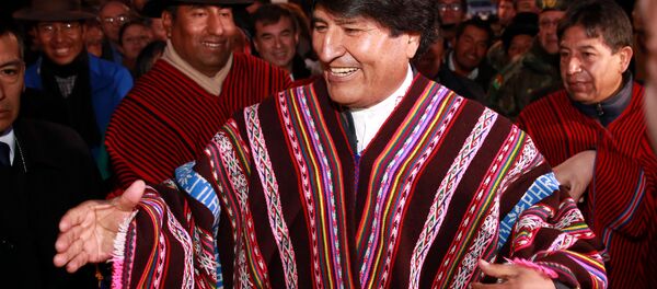 Em ritual indígena, Evo Morales celebra permanência no governo da Bolívia - Sputnik Brasil