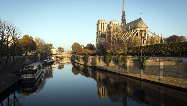 A Catedral de Notre-Dame de Paris, França. - Sputnik Brasil