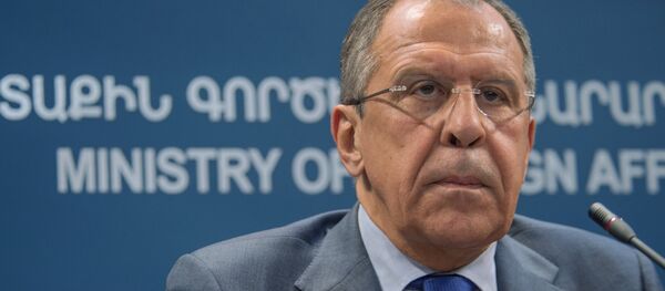 Chanceler russo Sergei Lavrov durante a visita de trabalho à Armênia, Erevan, 9 de novembro de 2015 - Sputnik Brasil