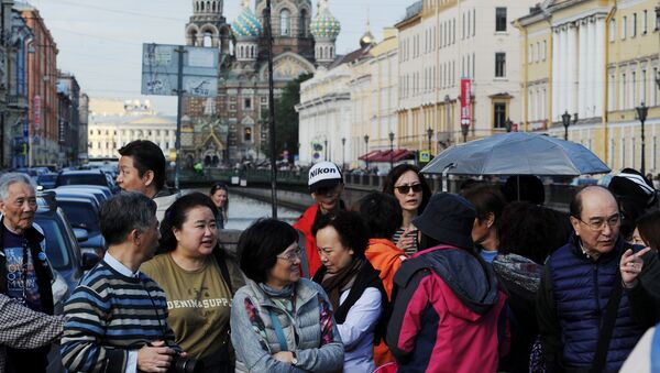 Turistas chineses visitam São Petersburgo, capital cultural da Rússia,  4 de setembro de 2015 - Sputnik Brasil