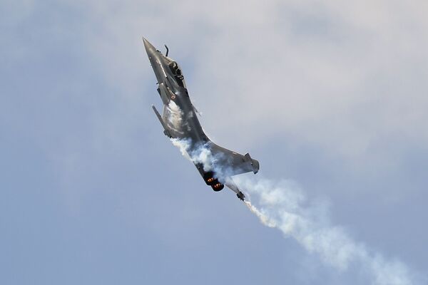 França e Alemanha querem reduzir dependência tecnológica dos EUA na produção militar, diz jornal - Sputnik Brasil