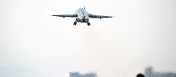 Aviação russa na base Hmeymim, na Síria - Sputnik Brasil