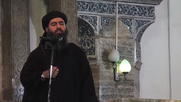 Líder do grupo terrorista Estado Islâmico Abu Bakr al-Baghdadi. (Foto de arquivo) - Sputnik Brasil