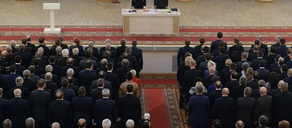 Valentina Matviyenko e Sergei Naryshkin durante a reunião conjunta de ambas as câmaras do Parlamento russo, 20 de novembro de 2015 - Sputnik Brasil