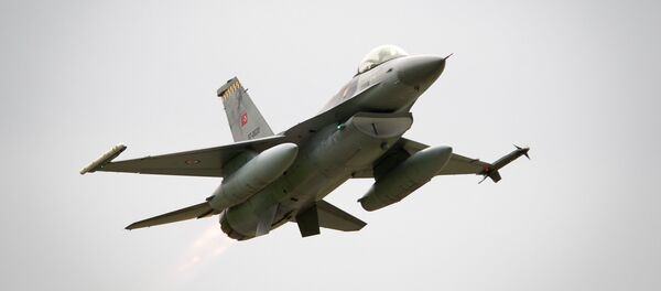 Caça F-16 turco - Sputnik Brasil
