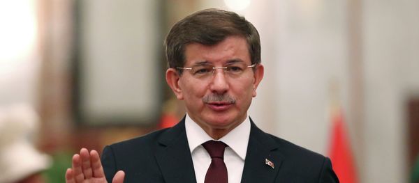 Ahmet Davutoglu, primeiro-ministro da Turquia Ahmet Davutoglu, primeiro-ministro da Turquia - Sputnik Brasil