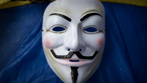 Máscara de Guy Fawkes, símbolo do grupo de hackers Anonymous - Sputnik Brasil