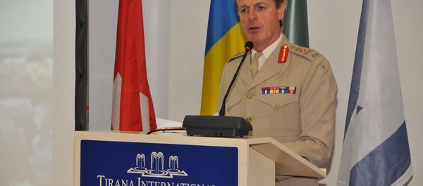 General Sir Richard Shirreff General Sir Richard Shirreff - Sputnik Brasil