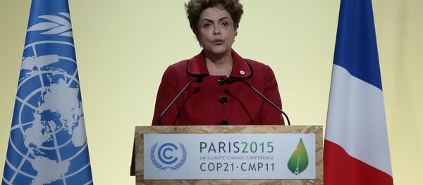 Dilma Rousseff, presidenta do Brasil, em discurso na Cop 21, em Paris - Sputnik Brasil