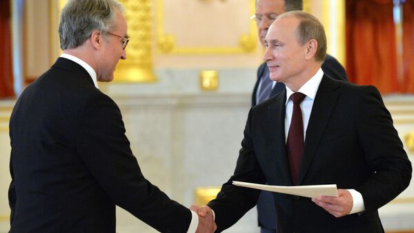 Ruediger von Fritsch, o embaixador da Alemanha na Rússia, apresentando suas credenciais ao presidente russo, Vladimir Putin - Sputnik Brasil