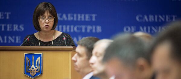 Ministra ucraniana das Finanças Natalie Jaresko durante uma sessão do governo - Sputnik Brasil
