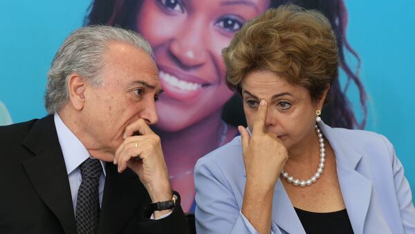Dilma Rousseff e o vice-Presidente, Michel Temer, se encontram nesta quarta-feira (9) - Sputnik Brasil