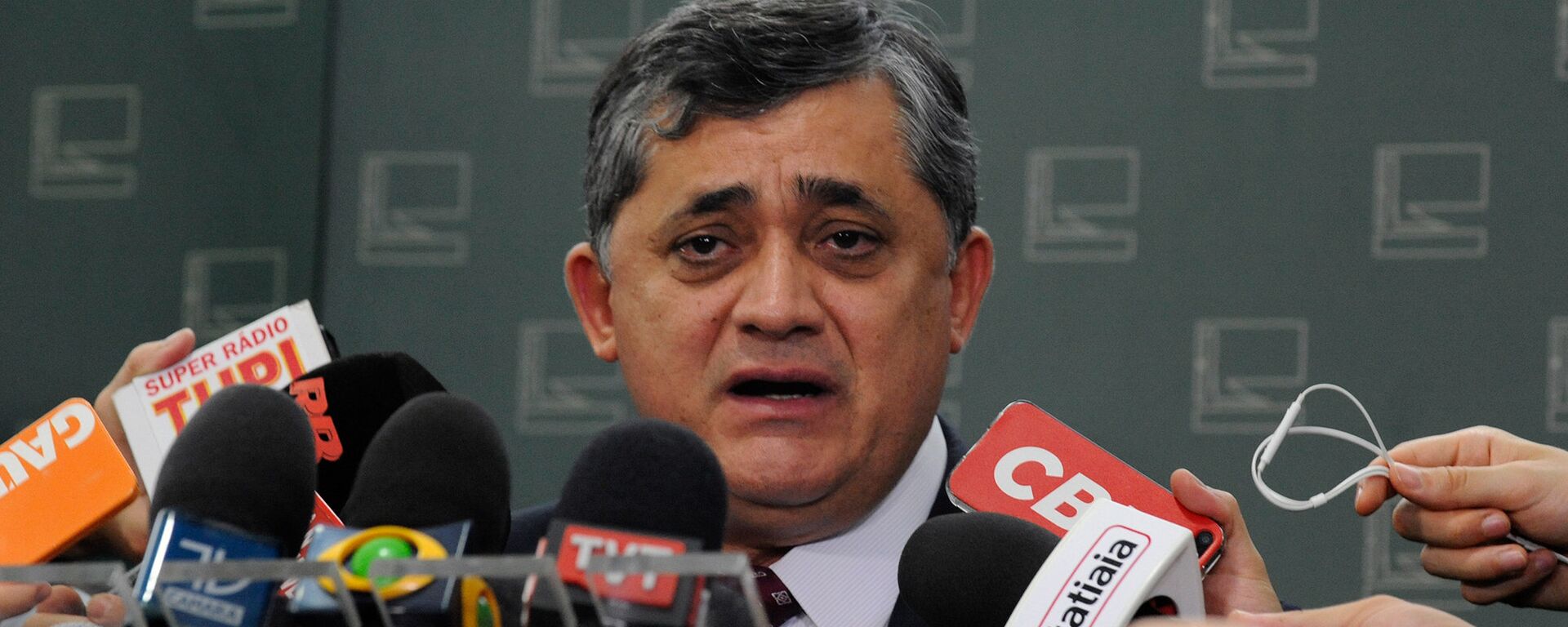 José Guimarães, ministro das Relações Institucionais - Sputnik Brasil, 1920, 16.04.2026