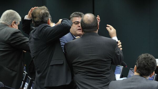 Deputados brigaram em reunião do Conselho de Ética da Câmara. - Sputnik Brasil