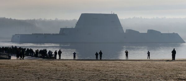 Primeiro destróier da classe Zumwalt, o maior já construído para a Marinha dos EUA (imagem ilustrativa) - Sputnik Brasil