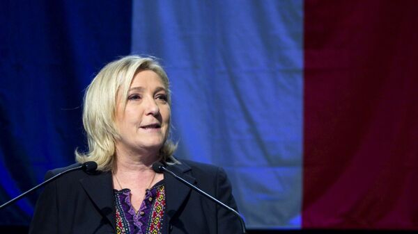 Marine Le Pen após o anúncio dos resultados do segundo turno das eleições regionais. - Sputnik Brasil