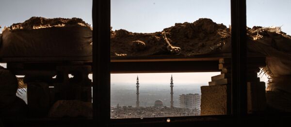 Cidade de Homs vista desde uma posição do exército sírio - Sputnik Brasil