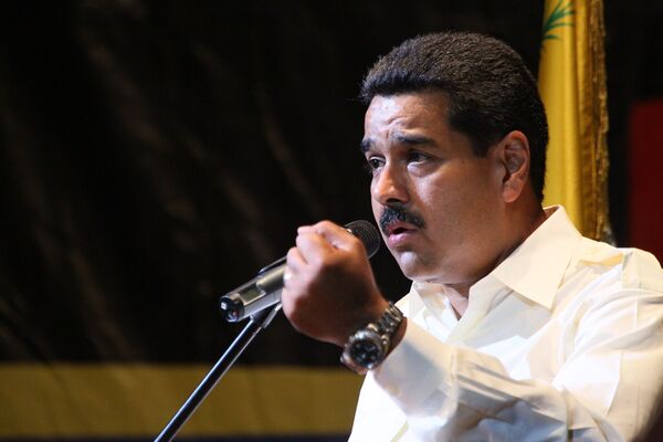 Eleições na Venezuela: oposição afirma que participação nas primeiras horas é inferior a 3% Eleições na Venezuela: oposição afirma que participação nas primeiras horas é inferior a 3% - Sputnik Brasil