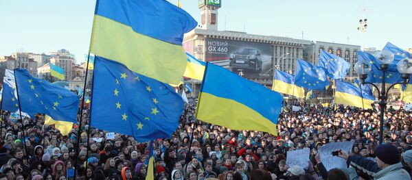 Manifestação a favor de integração europeia em Kiev, Ucrânia Manifestação a favor de integração europeia em Kiev, Ucrânia - Sputnik Brasil