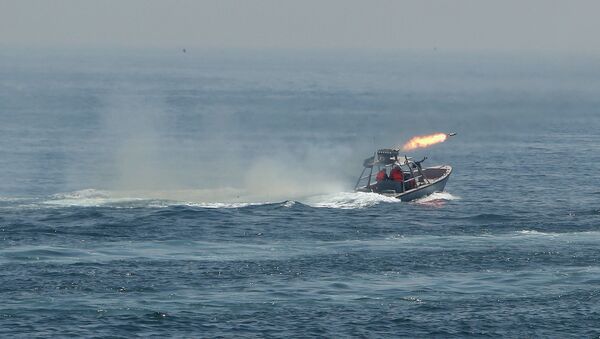 Guarda Revolucionária do Irã realiza exercícios navais no Golfo Pérsico - Sputnik Brasil