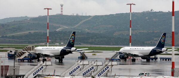 15 dezembro, 2010 foto de arquivo, os aviões são aterrados durante uma greve de 24 horas no Aeroporto Internacional de Atenas Eleftherios Venizelos - Sputnik Brasil
