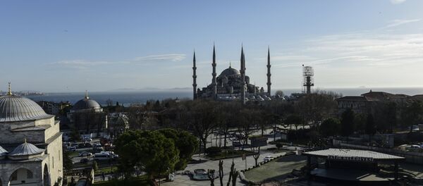 Praça Sultanahmet, vazia depois do atentado, Istambul, Turquia, 12 de janeiro de 2016 - Sputnik Brasil
