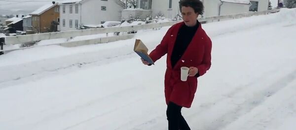 Como beber café de manha mostra um razpaz da Noruega Trym Nordgaard - Sputnik Brasil