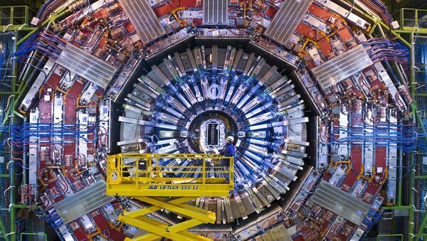 Scientists working with the Large Hadron Collider [LHC] are optimistic of a new breakthrough in particle physics - Sputnik Brasil