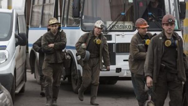 Explosão em mina de carvão de Donetsk - Sputnik Brasil