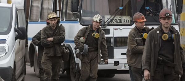 Explosão em mina de carvão de Donetsk - Sputnik Brasil